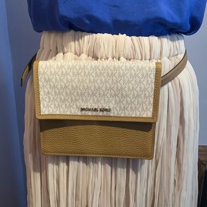 Michael Kors Fanny Pack